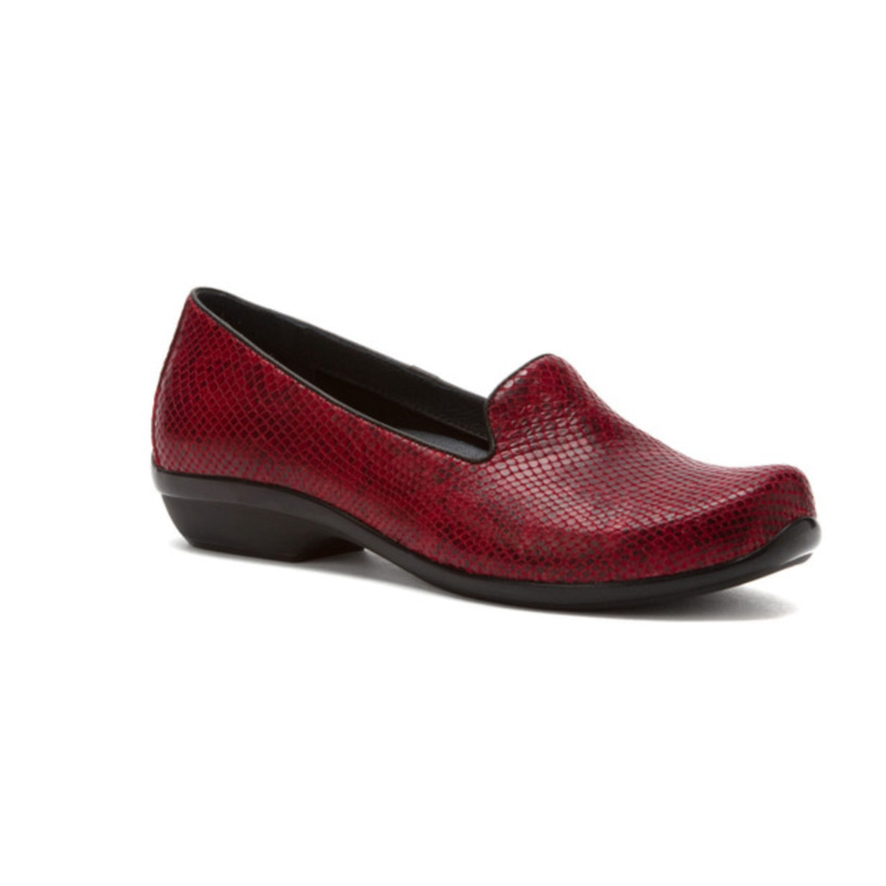 Dansko Olivia Wine Snake Embossed Leather Loafer Size EU 37, US 6.5-7